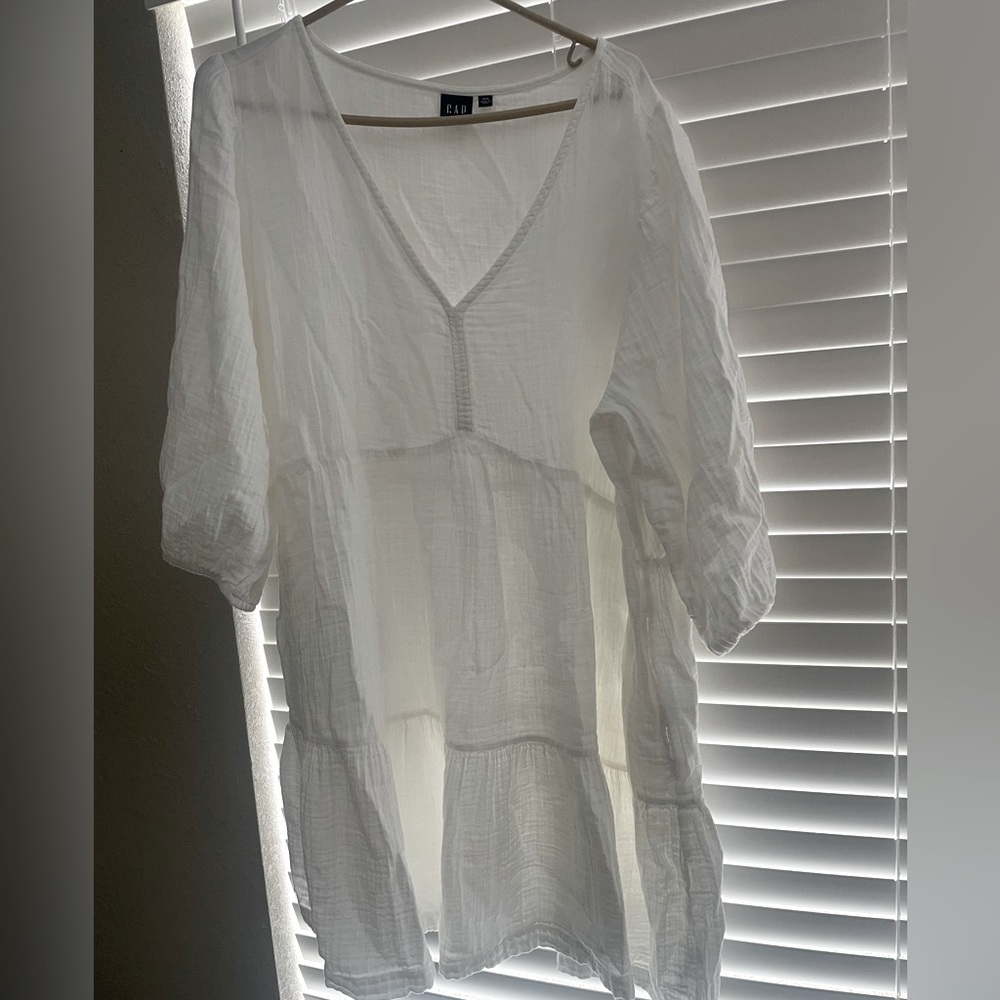 White long sleeve dress